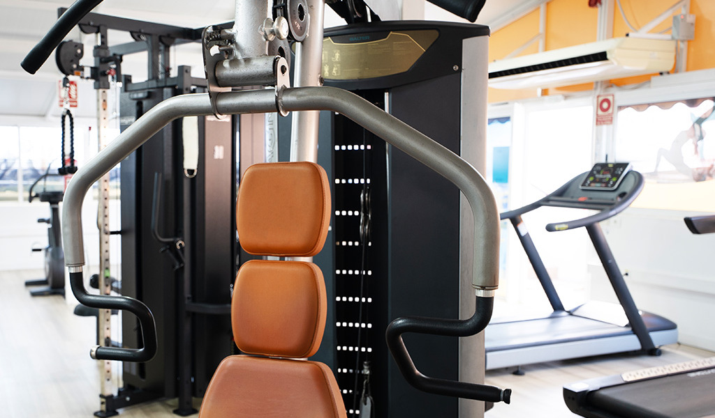 Équipement de gym avec tapis de course à Tenerife.