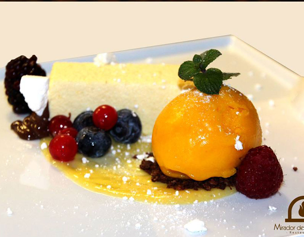 Dessert glacé aux fruits chez Mirador de Garachico, Tenerife.