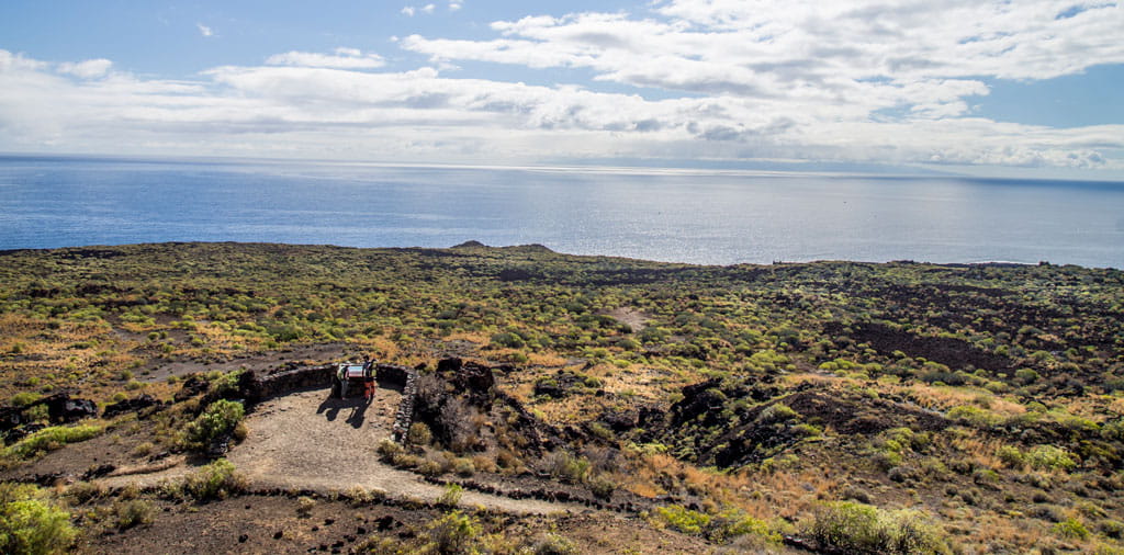 Vue sur l’océan depuis le point de vue de Punta de Teno, Tenerife.