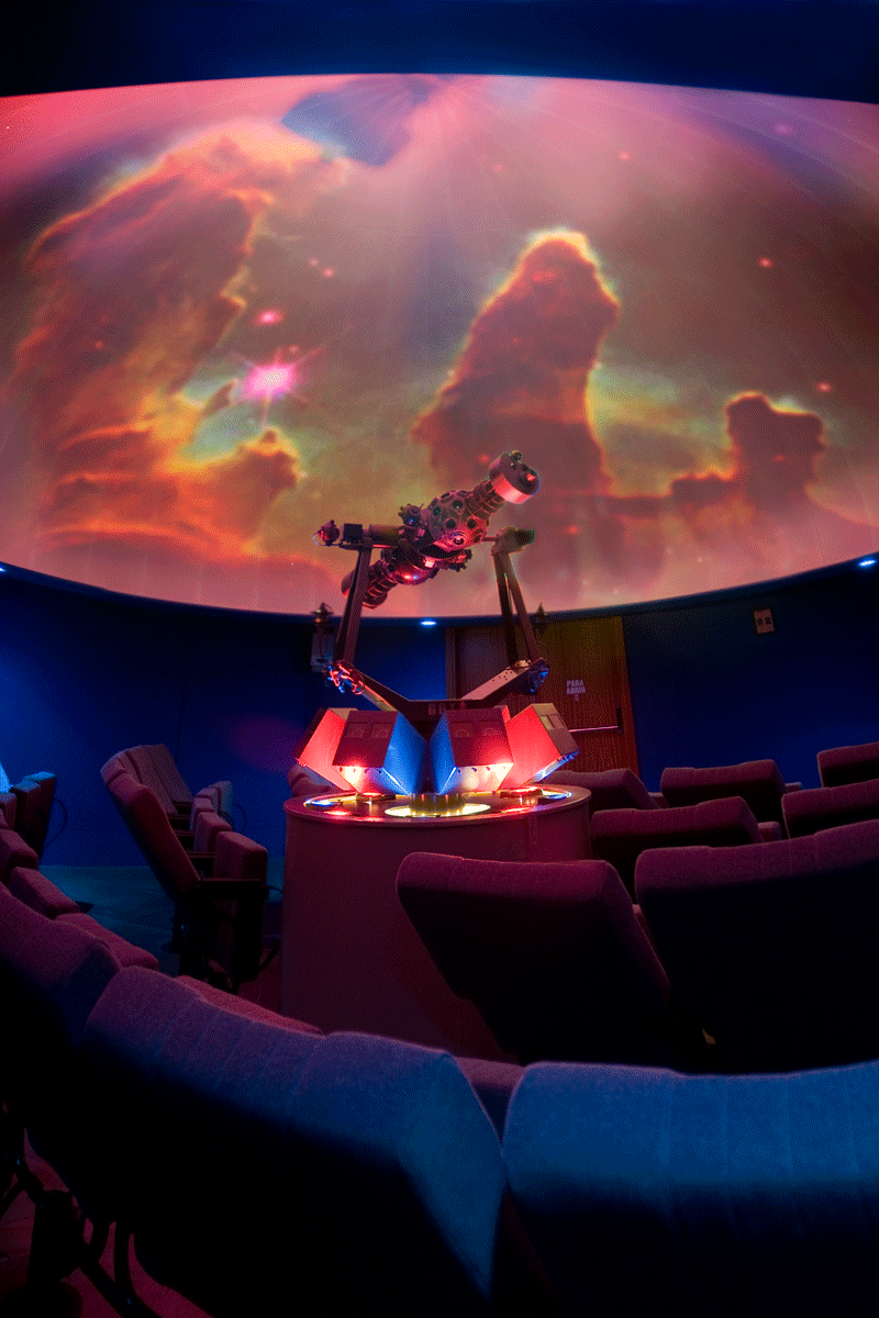 Planétarium avec projection de nébuleuses au Musée des Sciences et du Cosmos, Tenerife.