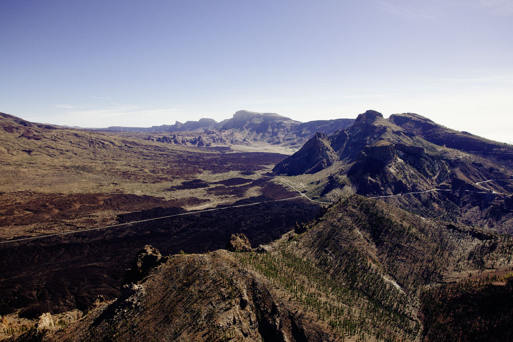Vue panoramique du paysage montagneux du parc national de la Teide à Tenerife.